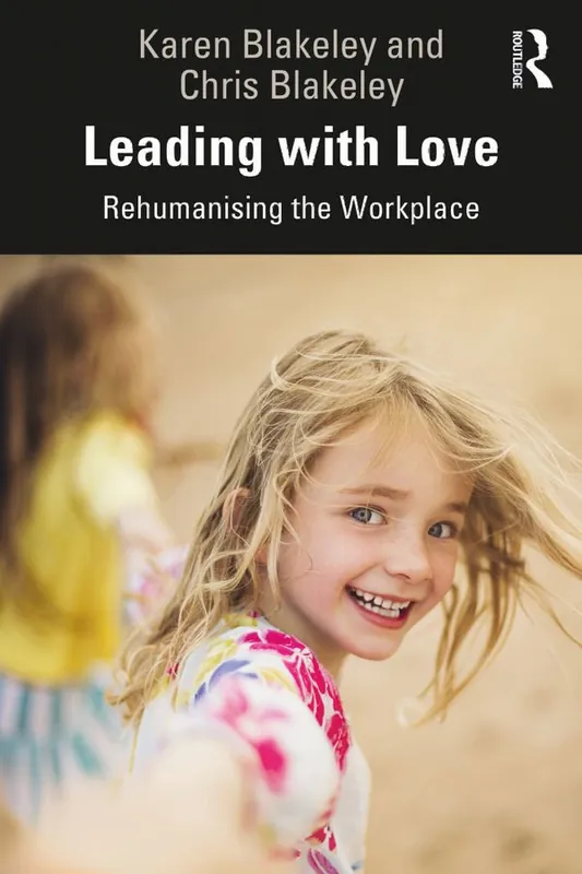 Leading with Love - Begagnad bok